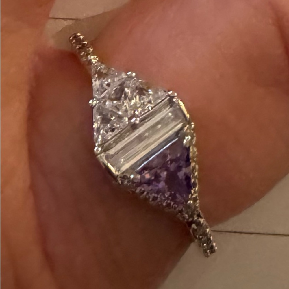 Elegant Silver and Purple Women's Ring
